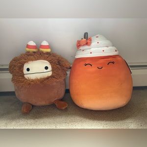 Two Autumn/Halloween Squishmallows!!